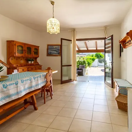 300m From The Sea - With Garden And Parking Appartamento *